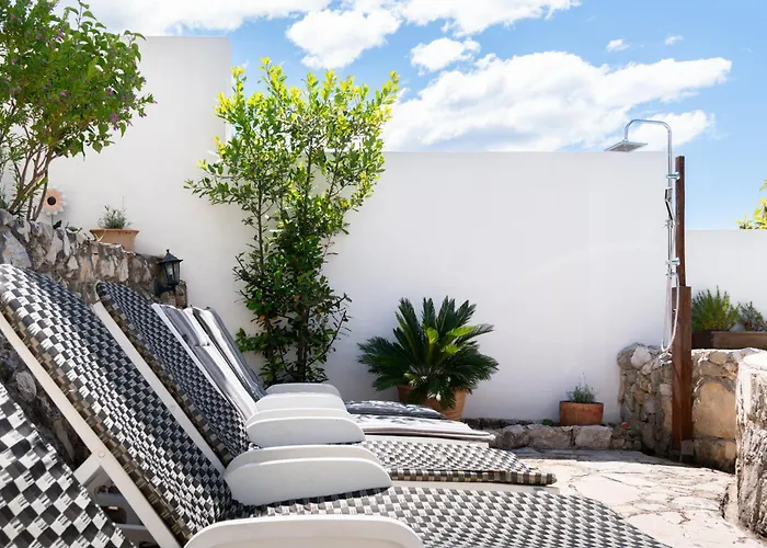 Bepina Willa Makarska