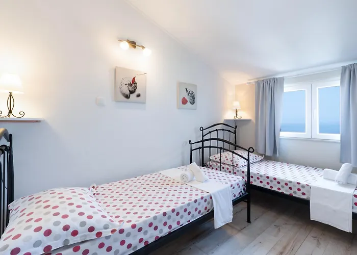 Bepina Willa Makarska