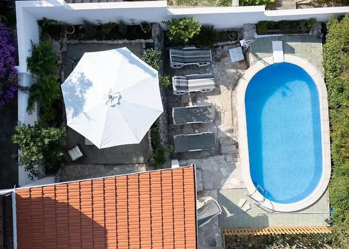 Bepina Willa Makarska